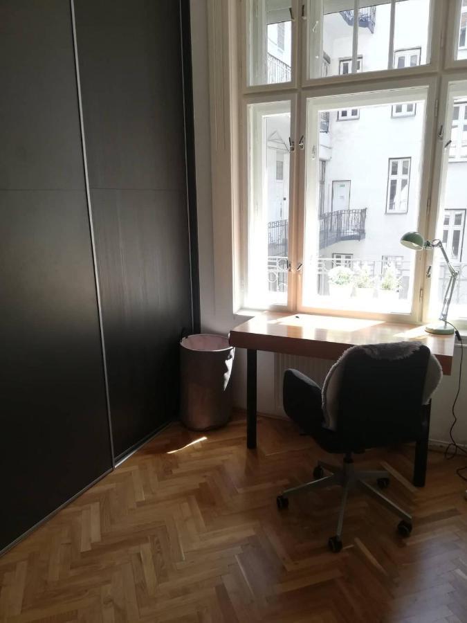 2 Bedroom Stylish Apartment In Buda Budapest Kültér fotó